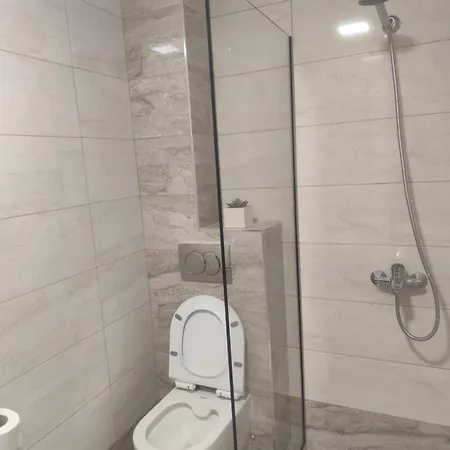 Eleni Gæstehus Paralía